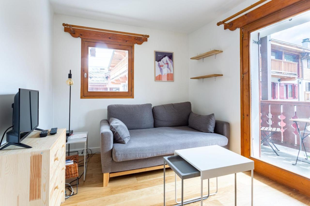 Very Bright Cocoon With Balcony Near The Slopes *
